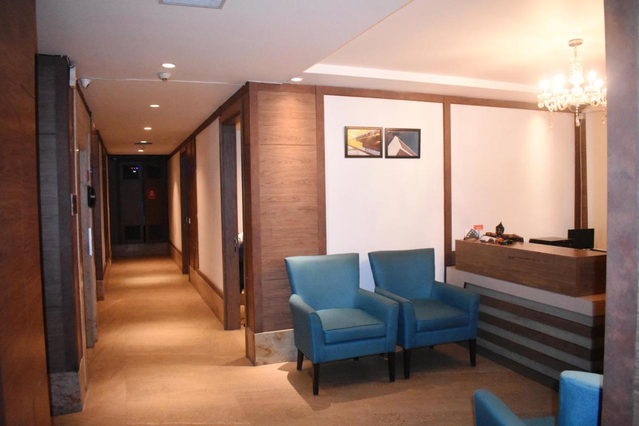 Hotel Lemonwood By F9 - Trivoli Garden Chhatarpur New Delhi