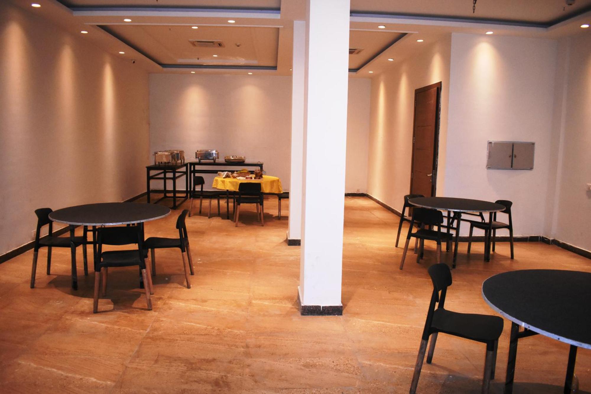 Hotel Lemonwood By F9 - Trivoli Garden Chhatarpur